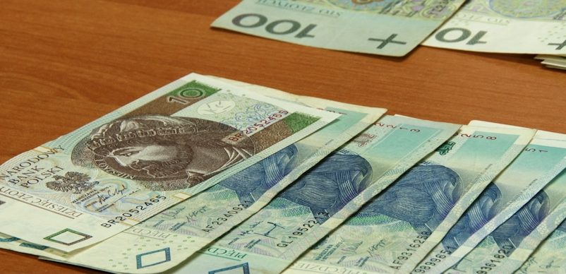  Kobieta oszukana metodą „ na policjanta” straciła prawie 90 tysięcy złotych