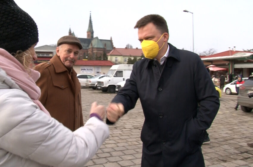  Szymon Hołownia rozmawiał z mieszkańcami Turku