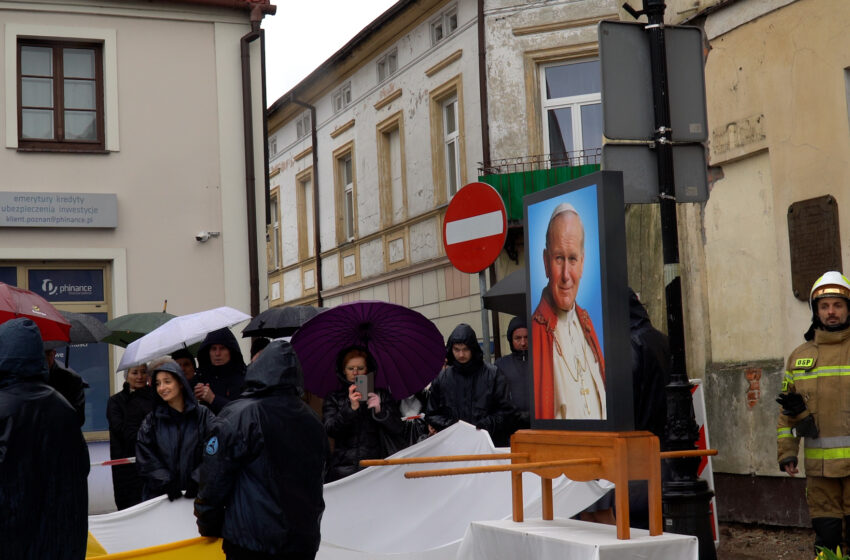  Obchody 18. rocznicy śmierci Jana Pawła II w Koninie