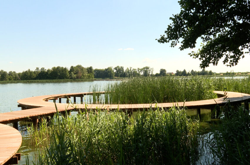  Okrągłe pomosty na jeziorze słupeckim. Mówią o nich w całej Polsce