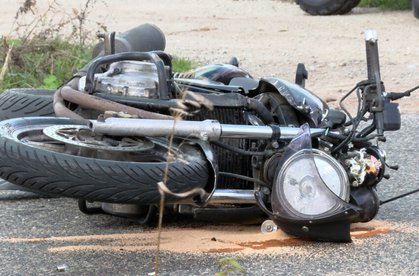  Motocyklista w szpitalu po zderzeniu z ciągnikiem