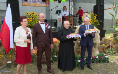Święto plonów w gminie Rychwał. Rolnicy podsumowali tegoroczne zbiory